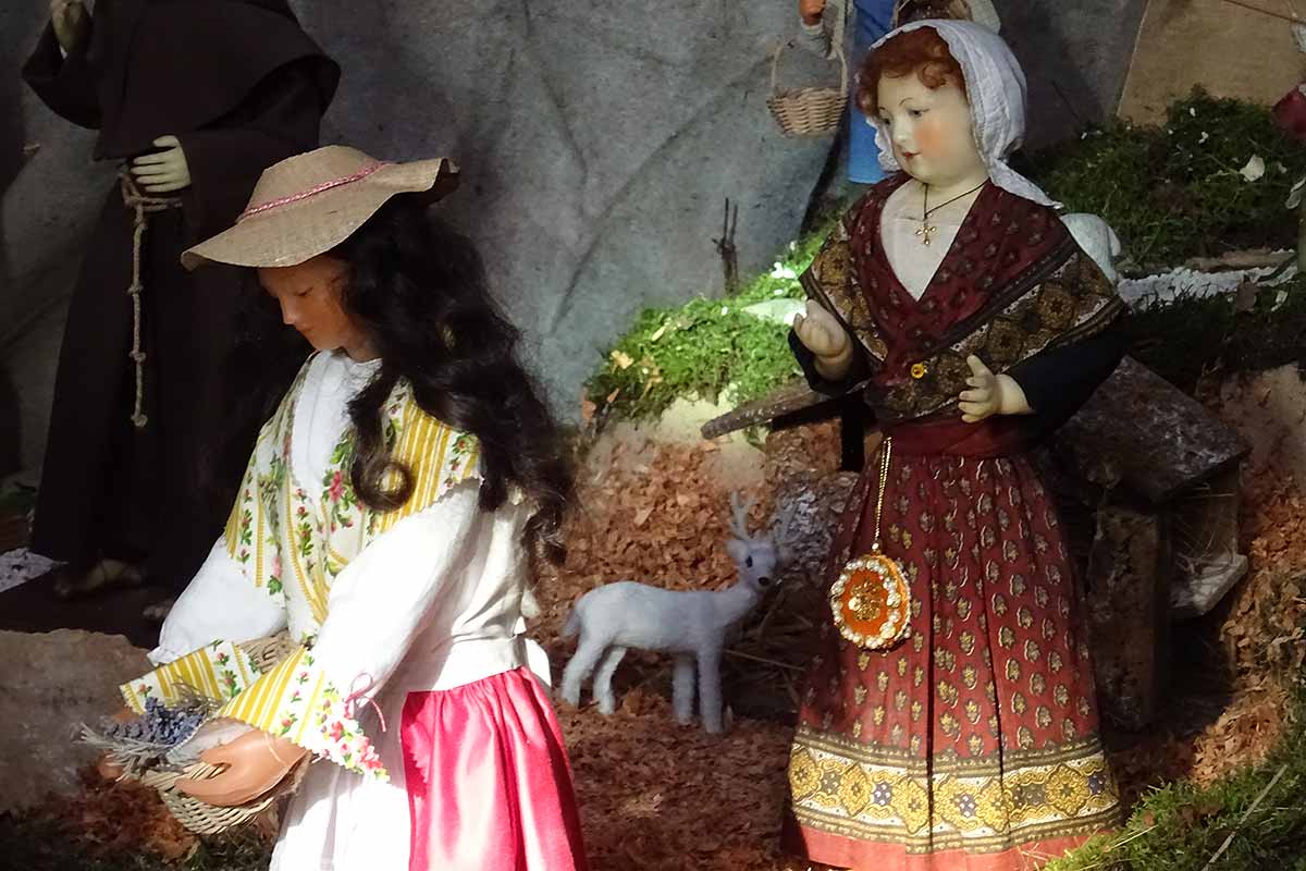 Crèche de Noël à Montfavet